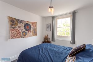 Bedroom- click for photo gallery